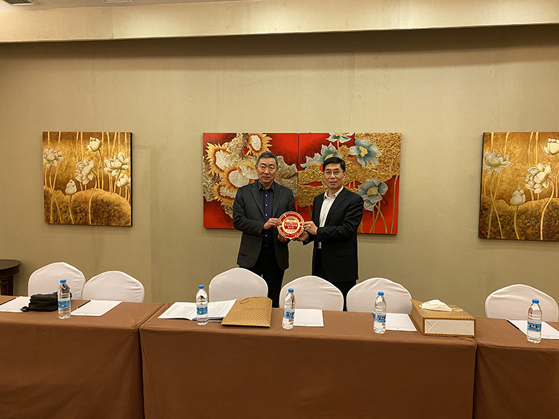 中建聯(lián)合積極參與慈善事業(yè)，榮獲嶗山慈善事業(yè)貢獻獎(圖3)