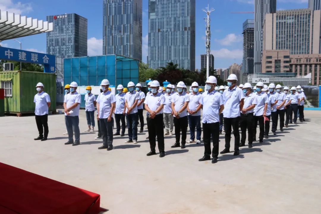 遵守安全生產(chǎn)法，當好第一責任人！中建聯(lián)合2022年“安全生產(chǎn)月”正式啟動(圖2)